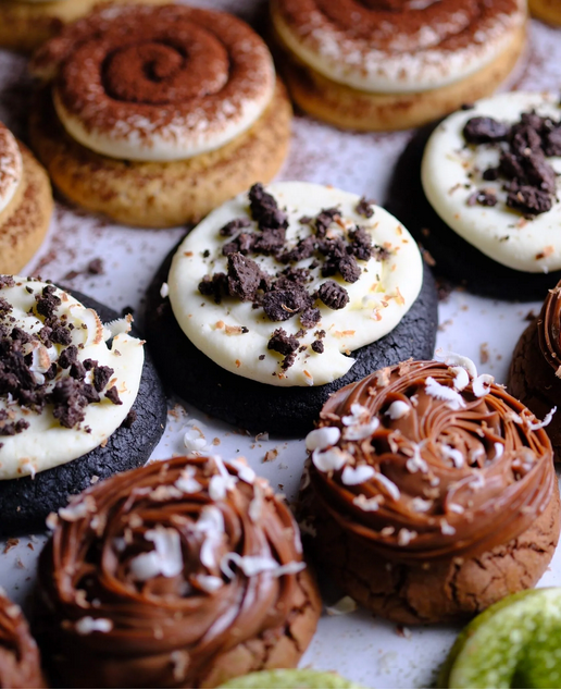 [Анастасия Воронова] Сборник печенья Nyc Style Cookies + Crumbl Style Cookies (2025)