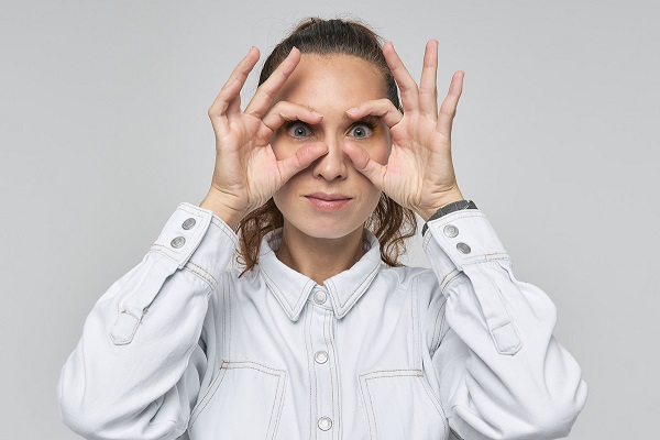 SUPER VIP [facepilates] Дарья Орлова ― Устраняем морщины вокруг глаз (2023)